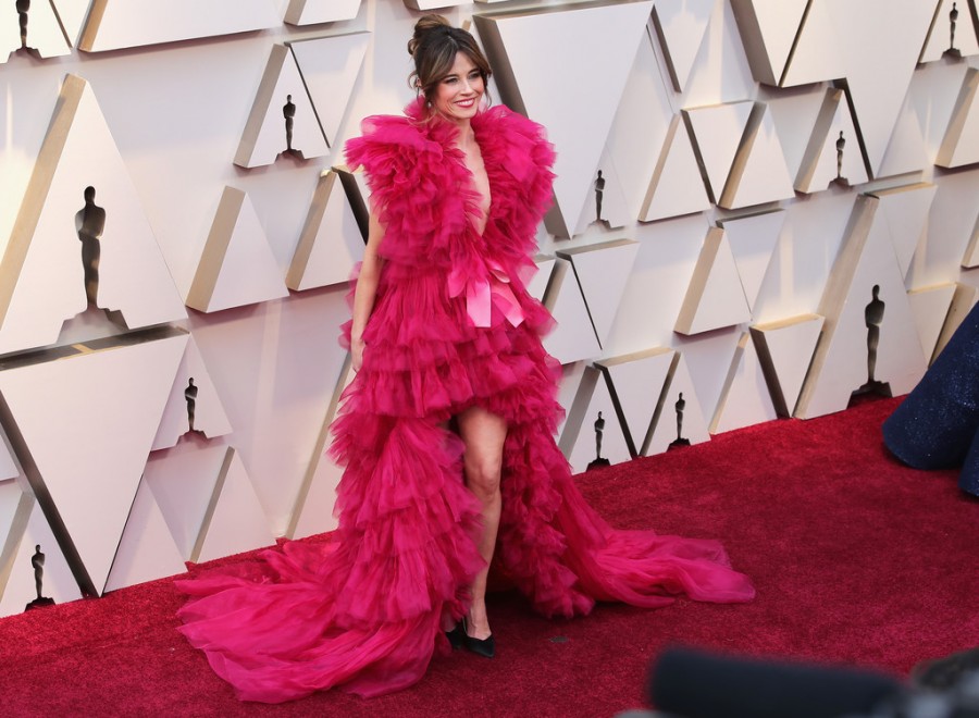 2019 Oscars linda cardellini