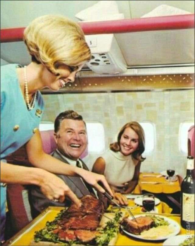 Особенности авиаперелетов в 50-60 годы: гламурные стюардессы, изысканные блюда… Интересное