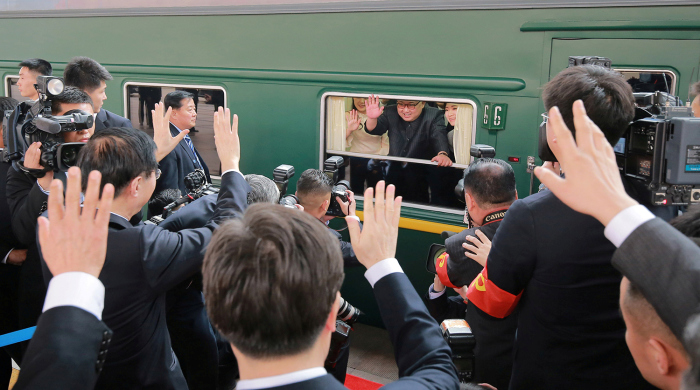 Как выглядит внутри бронепоезд вождя Северной Кореи, подаренный когда-то Сталиным бронепоезд