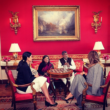 Мелания Трамп в деловом образе на встрече в Белом доме Новости