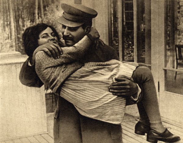 35 лет назад. Черненко и дочь Сталина история россии