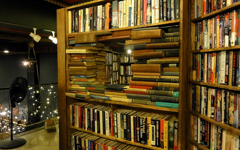 The Last Bookstore – обычный книжный магазин в Лос-Анджелесе авиатур