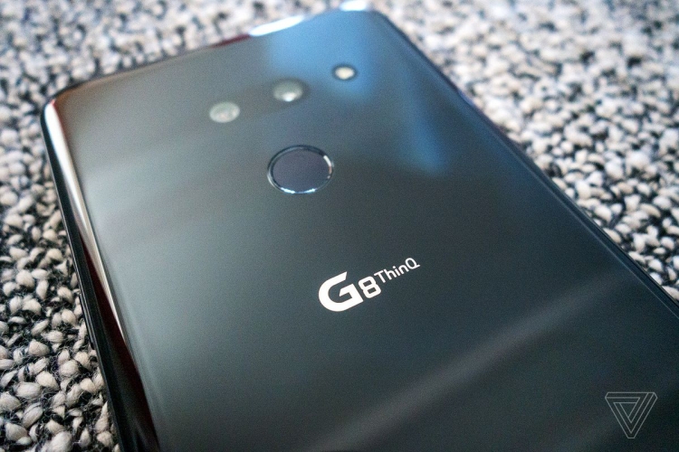 MWC 2019: смартфон LG G8 ThinQ с воспроизведением звука через OLED-экран новости